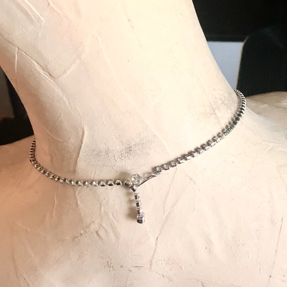 VTG 50s Clear Baguette Teardrop Scalloped Rhinestone Necklace Demi Parure w/Case - Picture 13 of 16